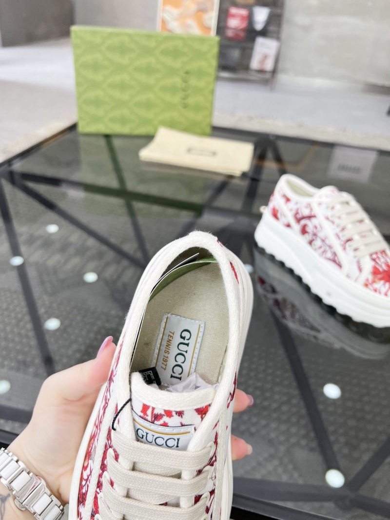 Gucci Casual Shoes